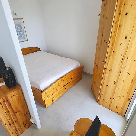 Apartment T3 Climatise Avec Piscine, Tennis Et Parking A 200m Des Plages - Fr-1-316-252 *
